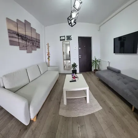 Apartament Karina Năvodari
